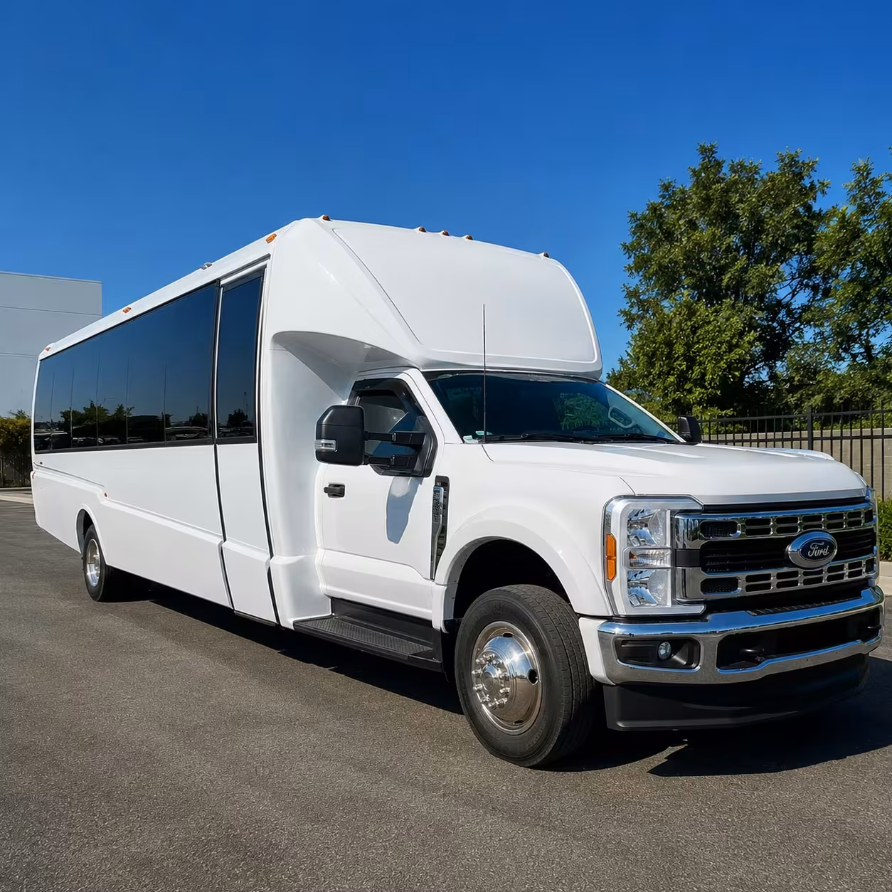 pleasanton 15 passenger minibus rental